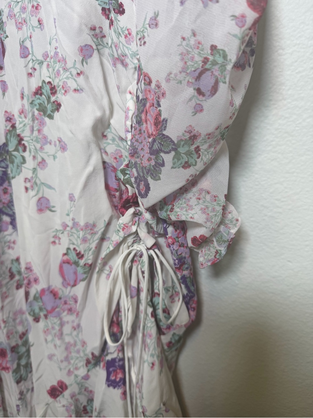 For Love & Lemons White Midi w/ Pink & Purple Floral Print Ruching & Open Back S - Picture 6 of 14